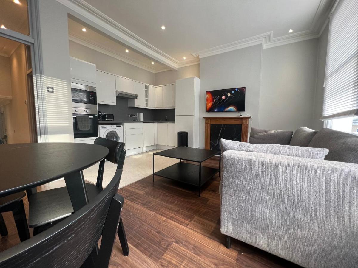 Lovely 2-Bedroom Victorian Flats لندن المظهر الخارجي الصورة