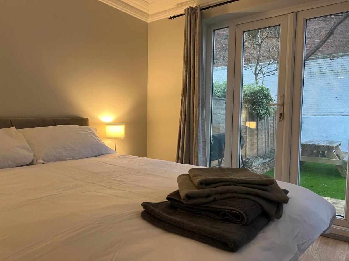 Lovely 2-Bedroom Victorian Flats لندن المظهر الخارجي الصورة